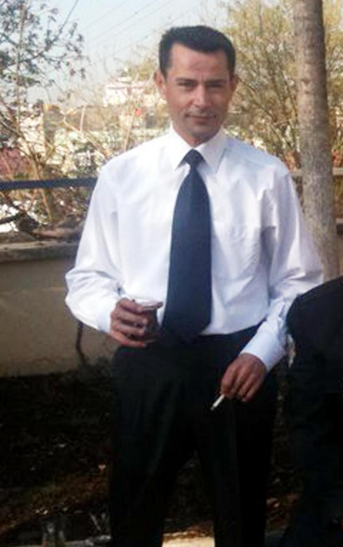 Polis, Kazayla Öğretmen Arkadaşını Vurdu