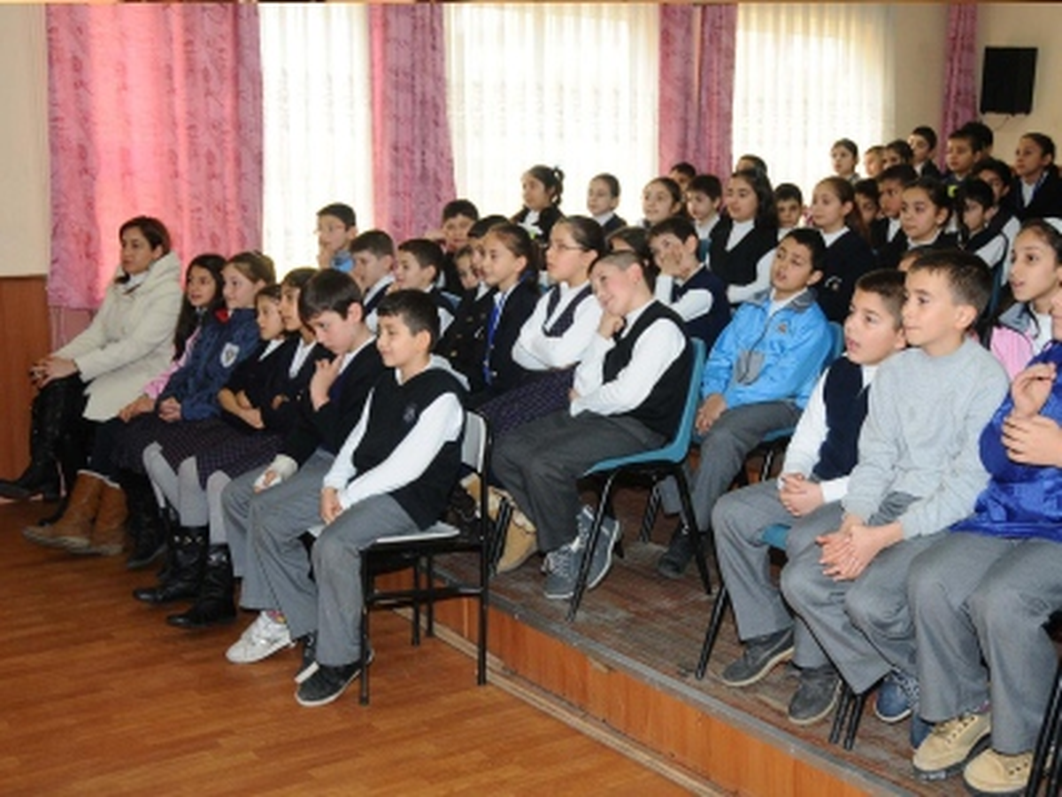 "Sanat Otobüsü" Bu Kez Pinokyo\'yu Taşıdı