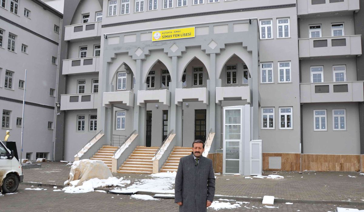 Simav\'da TOKİ\'nin Yaptığı 2 Okul Açılmayı Bekliyor