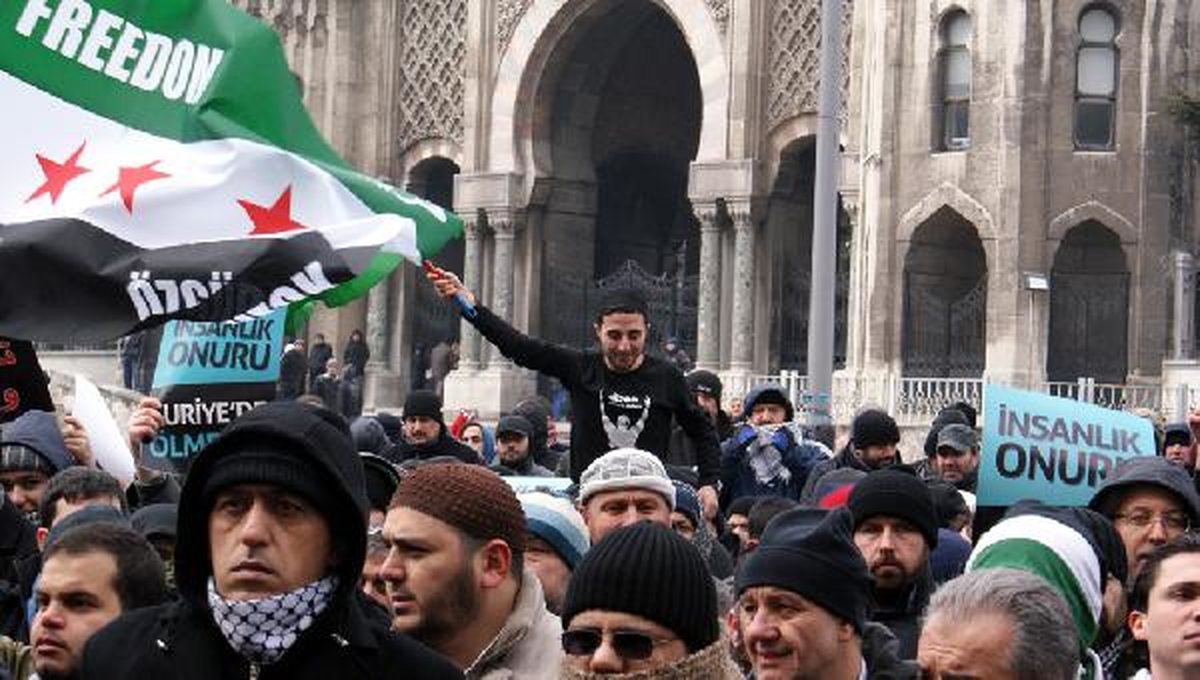 Beyazıt\'da Esad Protestosu