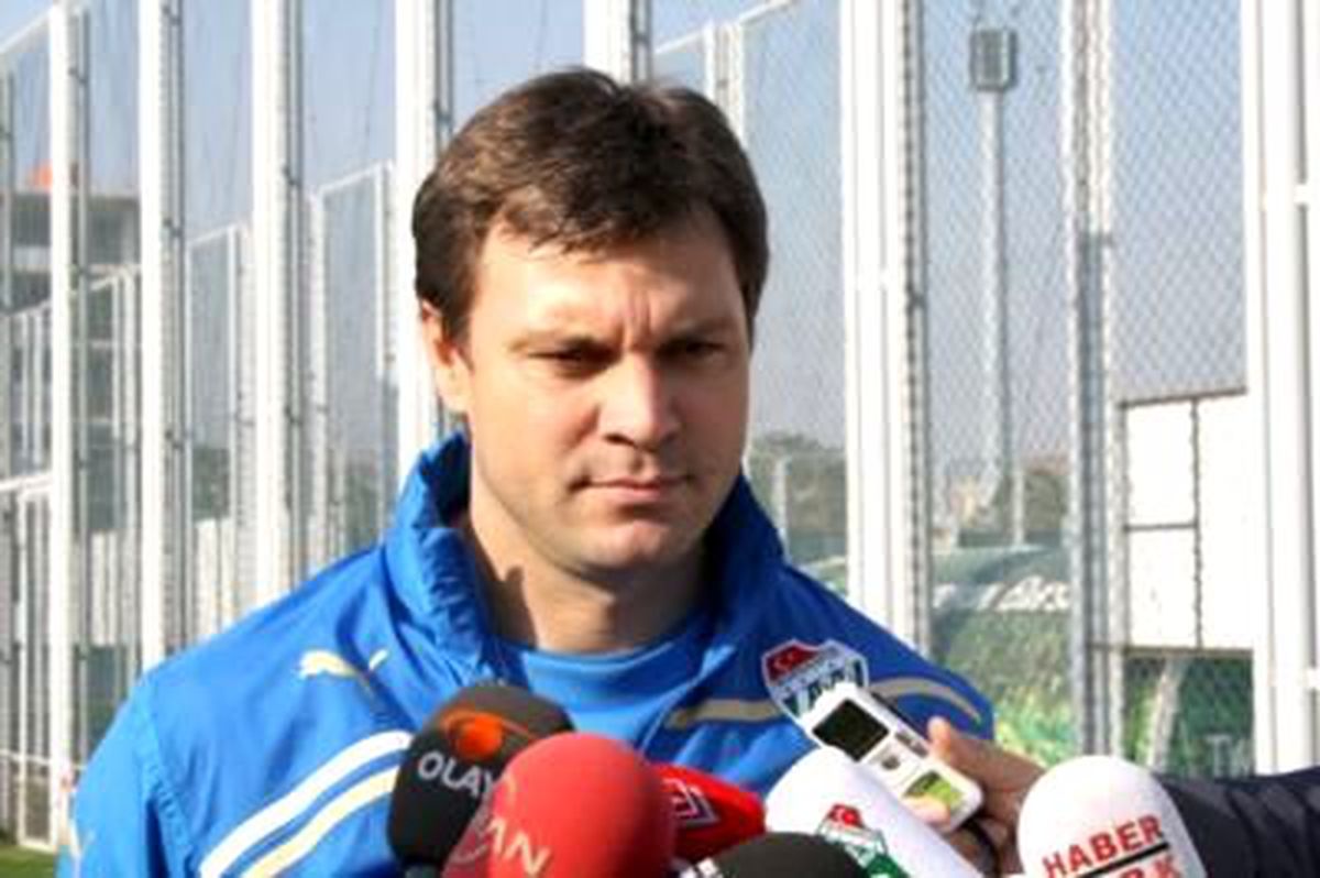 Bursaspor Teknik Direktörü: "Seri Yakalamalıyız"