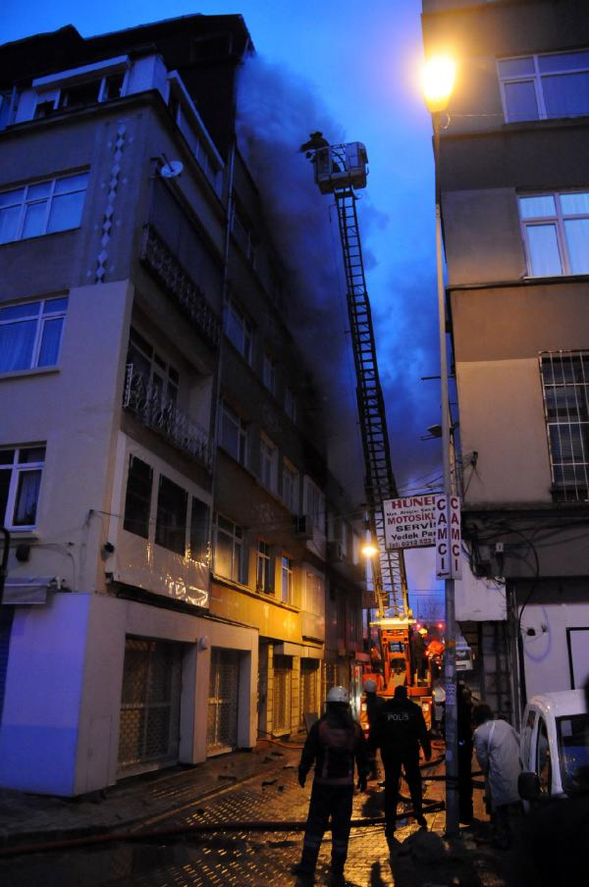 Çatıda Can Pazarı