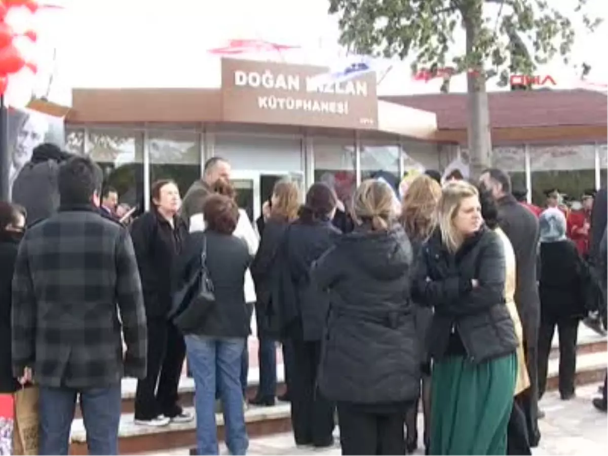 Doğan Hızlan Kütüphanesi Açıldı