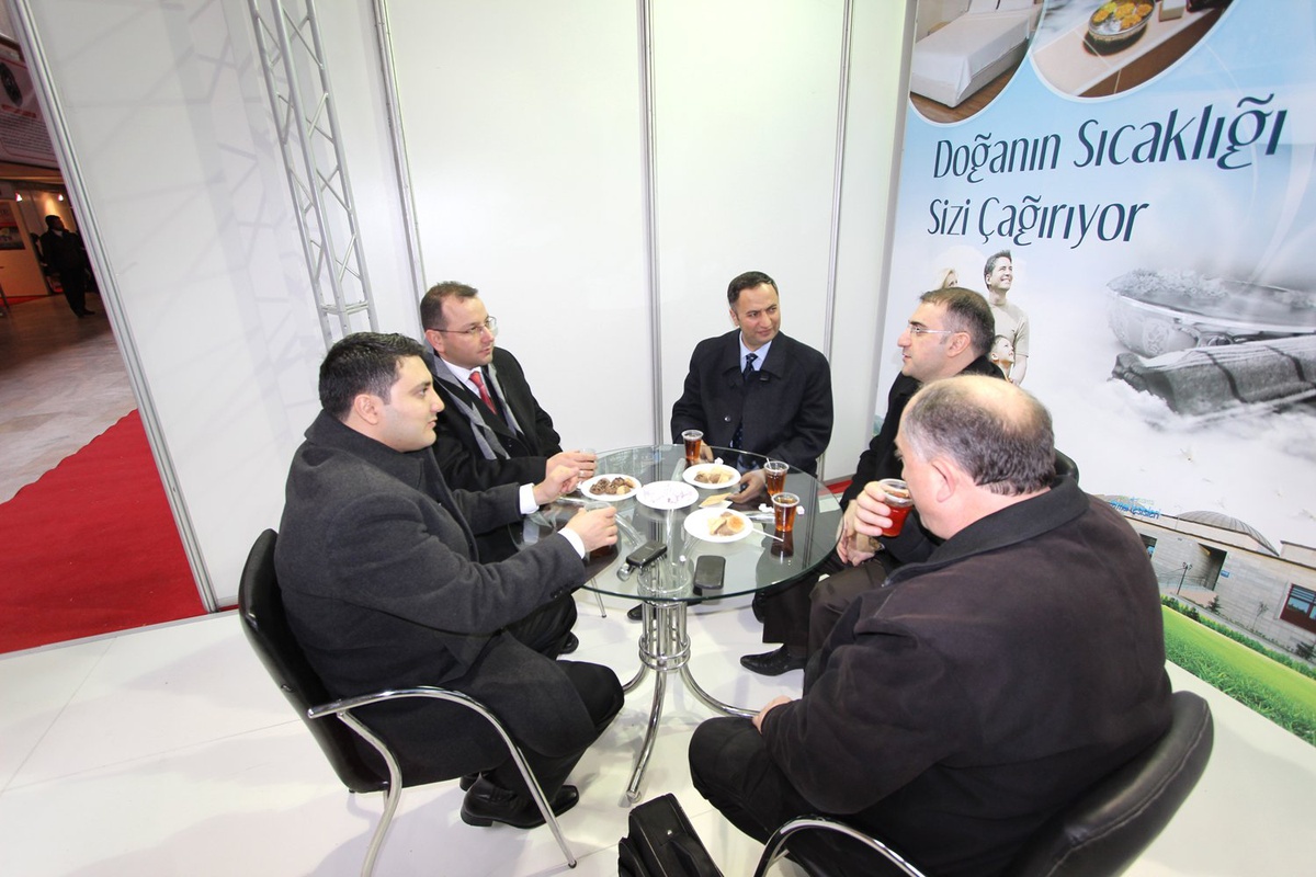 Erzurum Günlerinde Aziziye Standına Yoğun İlgi