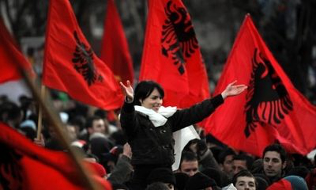 Kosova Bağımsızlığının 4.yıldönümünü Kutluyor