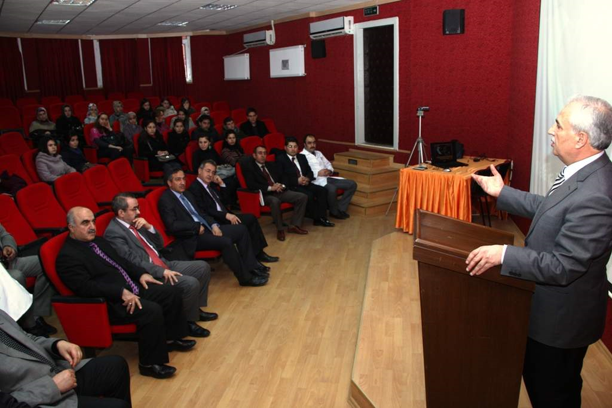Öğretmenlere Uyum Semineri Tamamlandı