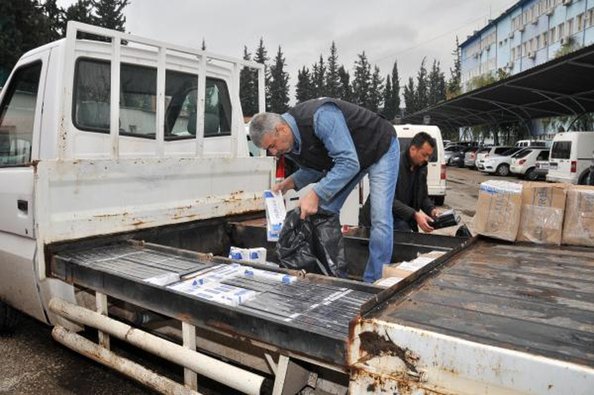 Sürgülü Zuladan 10 Bin Paket Kaçak Sigara Çıktı