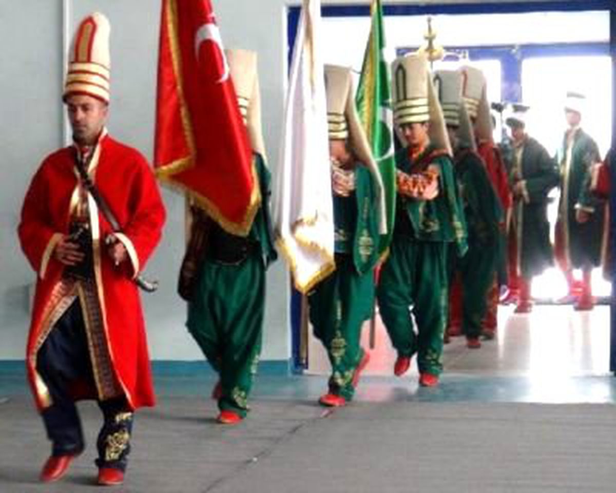 Tatvan\'da Kurulan Mehteran Takımından İlk Gösteri