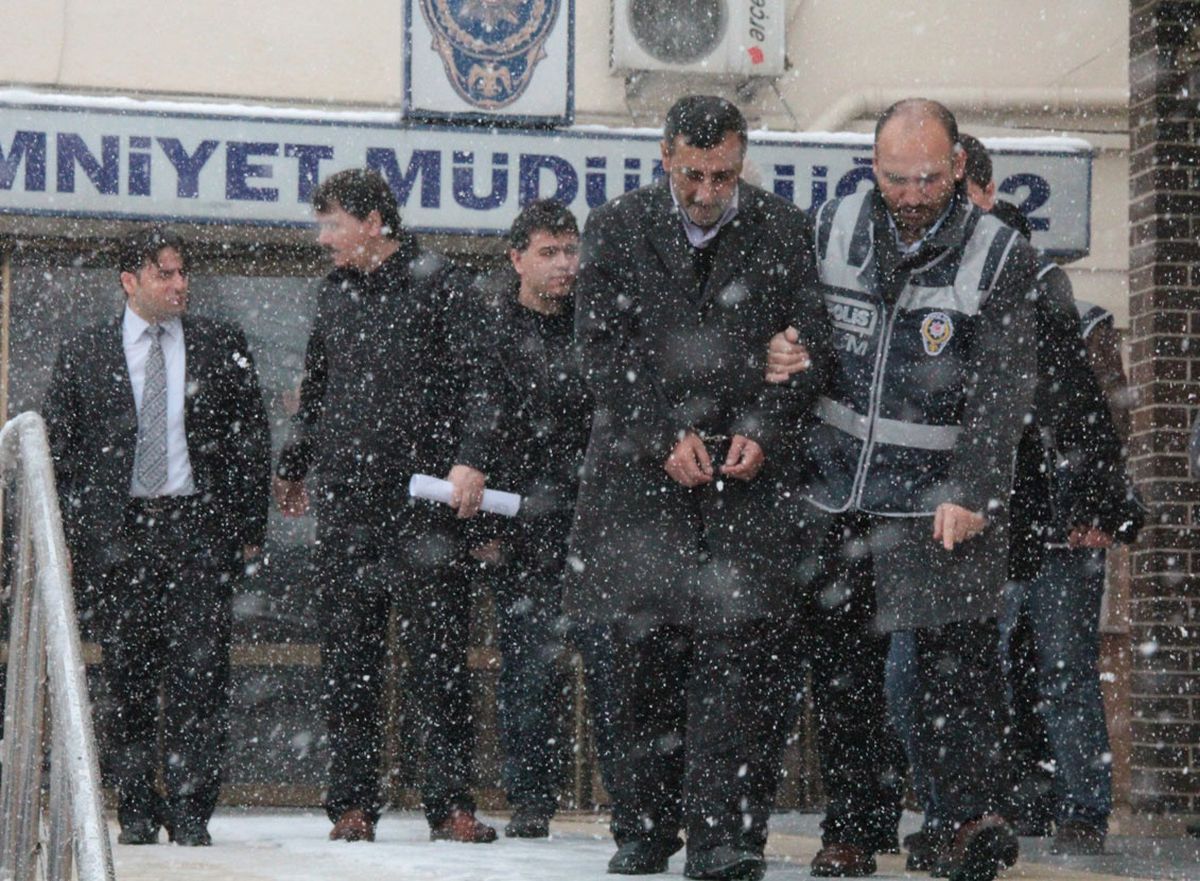 Uluslararası Sahte Diploma Şebekesi Çökertildi