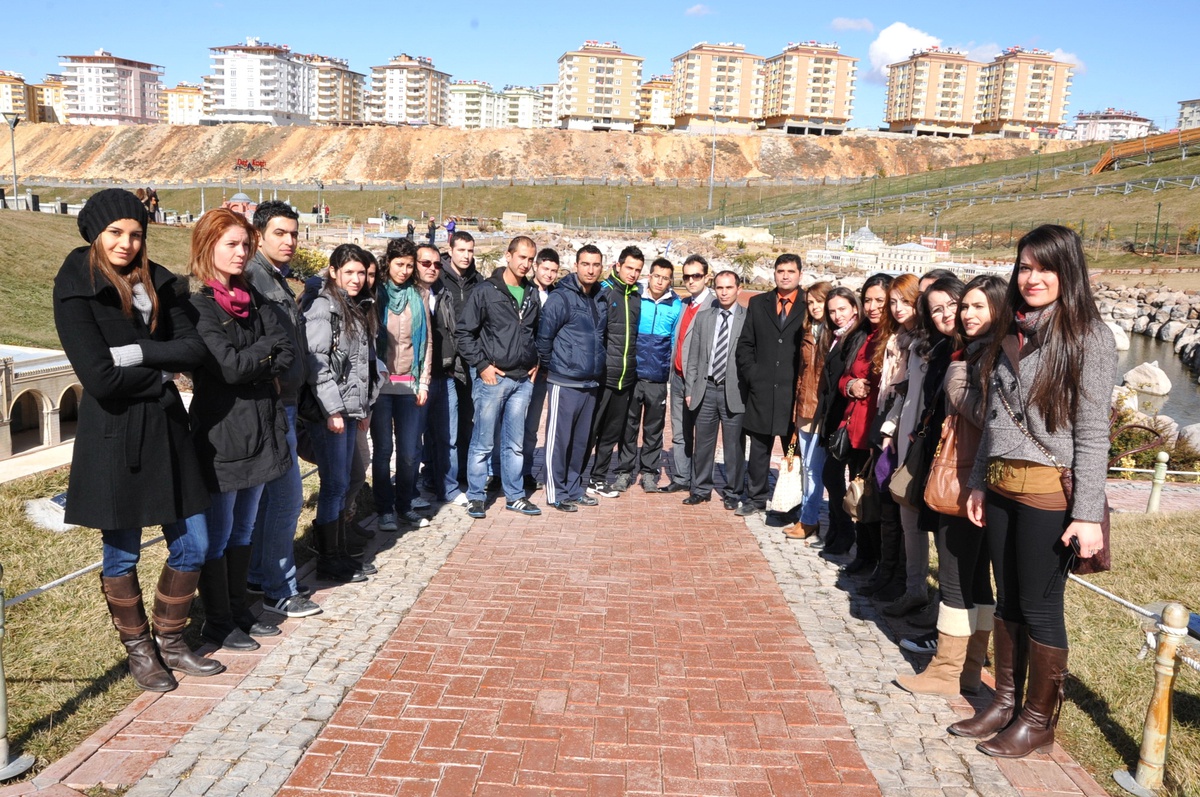 Yeni Atanan Öğretmenler Şahinbey Parkına Hayran Kaldı