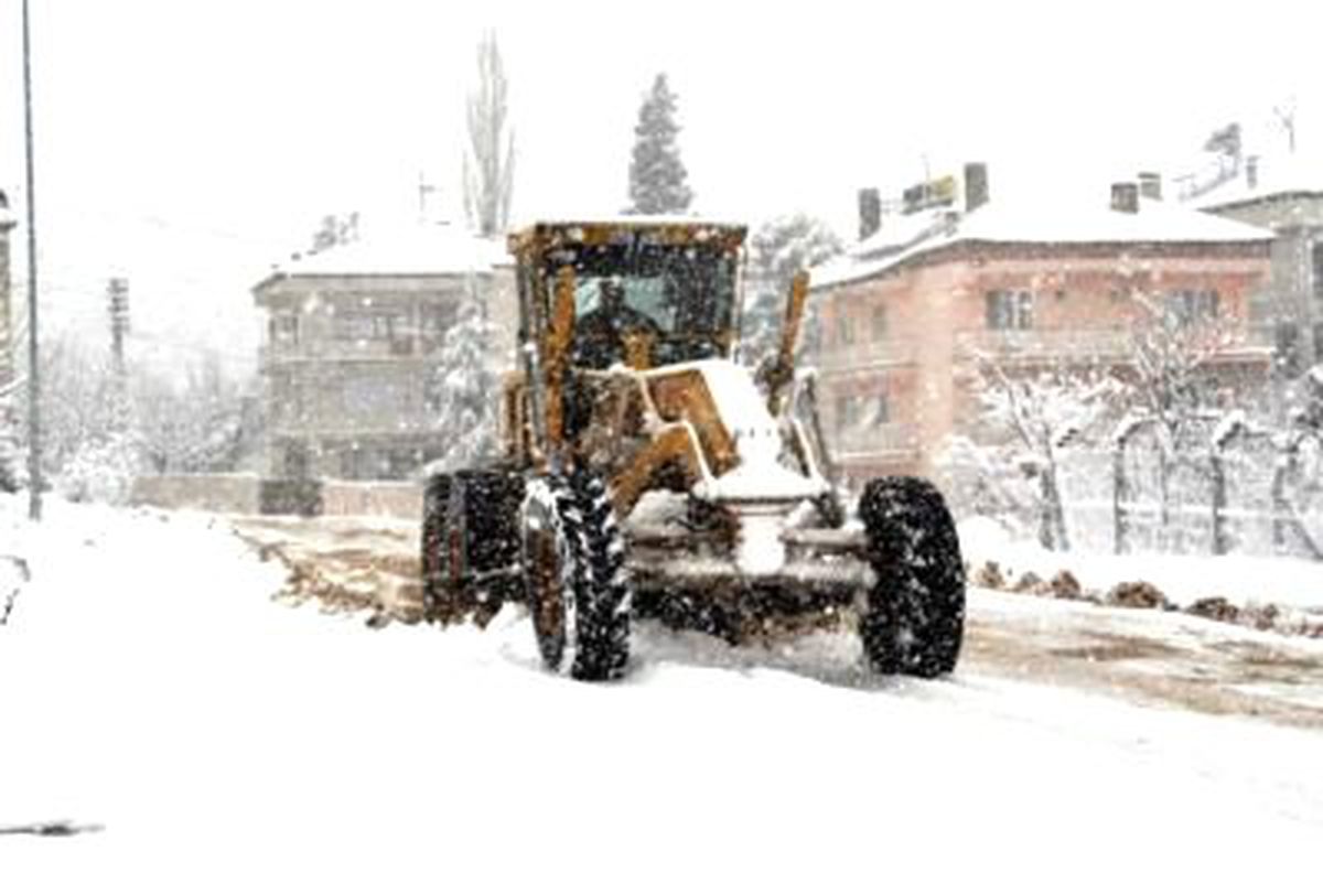 Yozgat\'ta 108 Köy Yolu Ulaşıma Kapandı