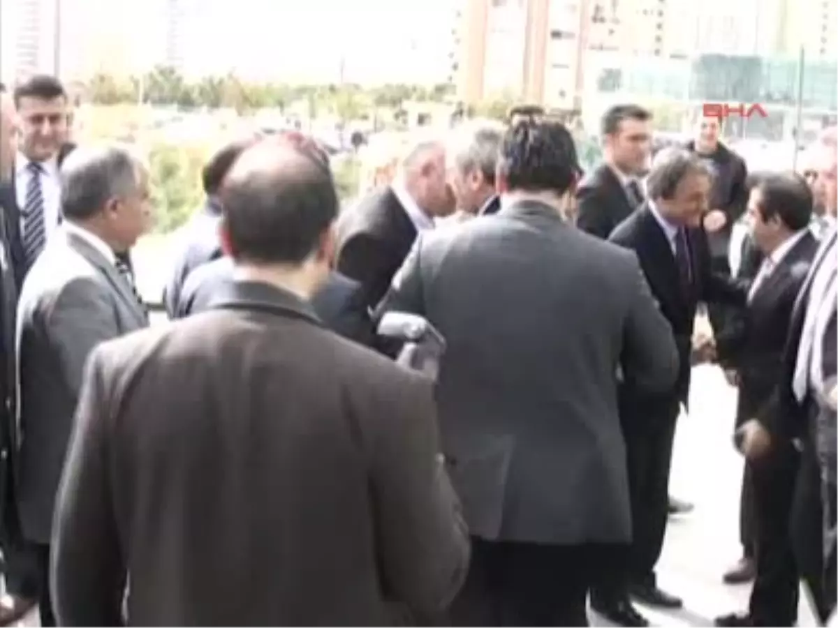 Bakan Çağlayan: İnşaat Türkiye\'nin En Babayiğit Sektörü