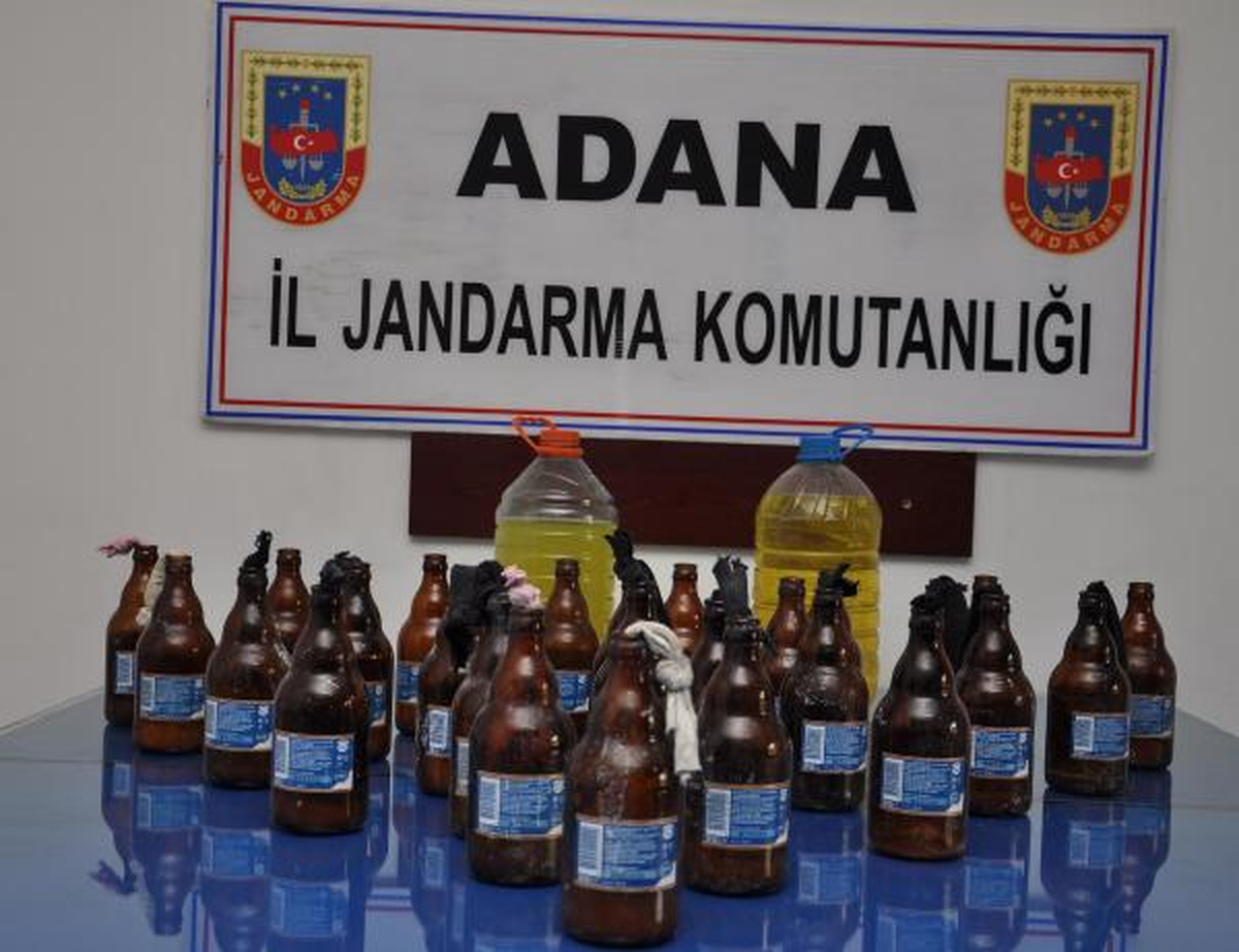 Barakada Yakıcı Özelliği Arttırılmış 30 Molotof Kokteli Bulundu