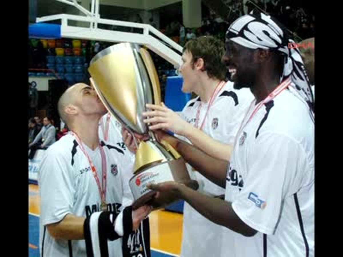 Basketbolda Türkiye Kupası\'nı Beşiktaş Kazandı