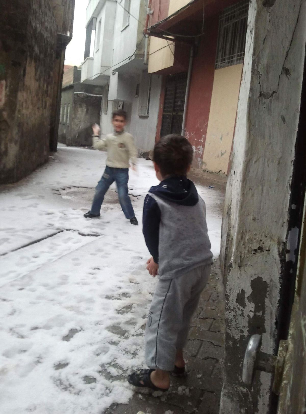 Cizre'ye 10 Yıl Aradan Sonra Kar Yağdı