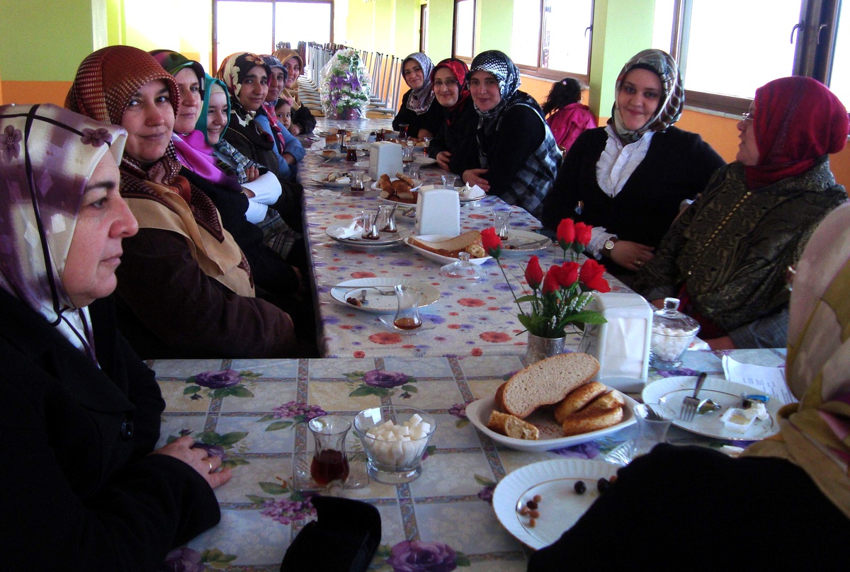 Din Görevlilerinin Eşleri Konferansta Buluştu