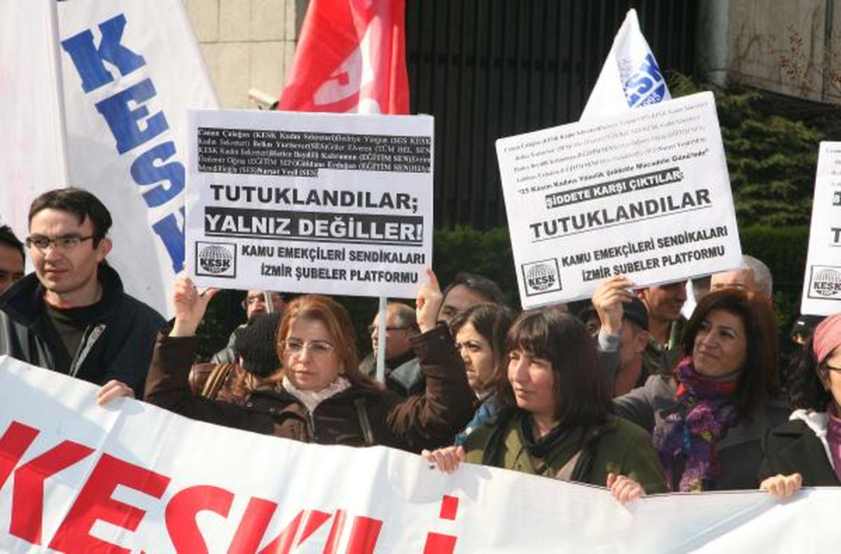 Gözaltılara Protesto