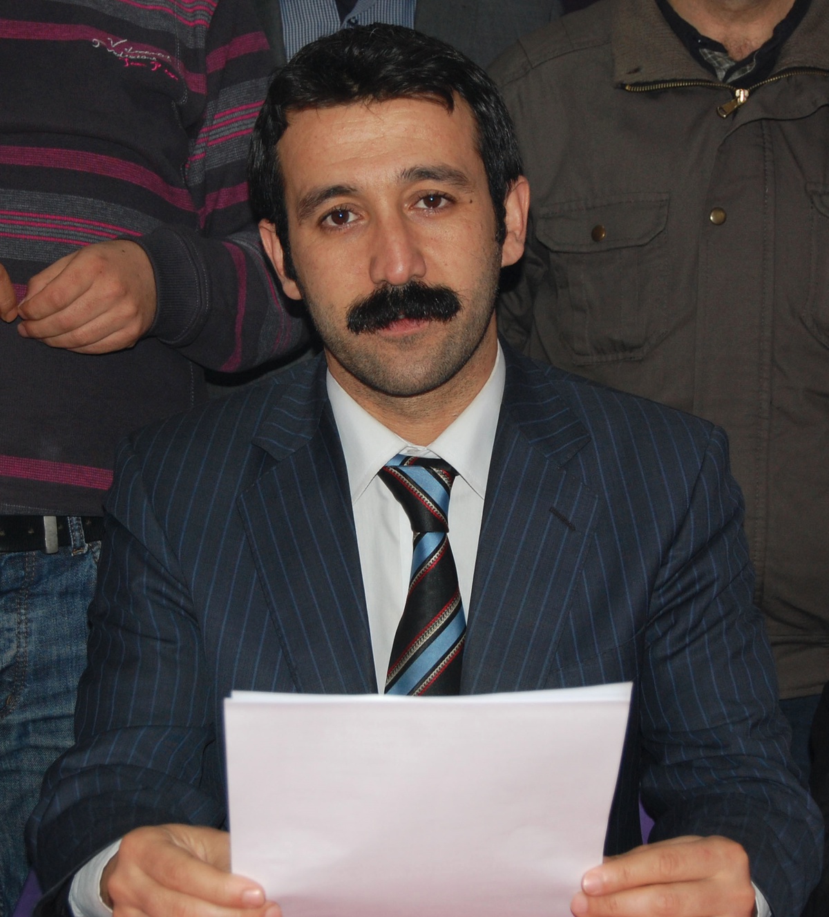 Kesk Üyeleri Geceyi Nöbet Tutarak Geçirdi