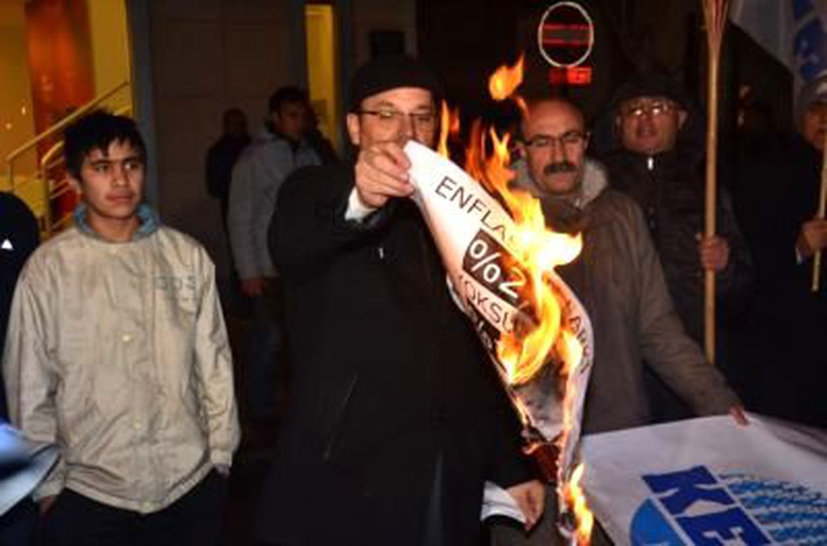 KESK Üyelerinin Protestosu