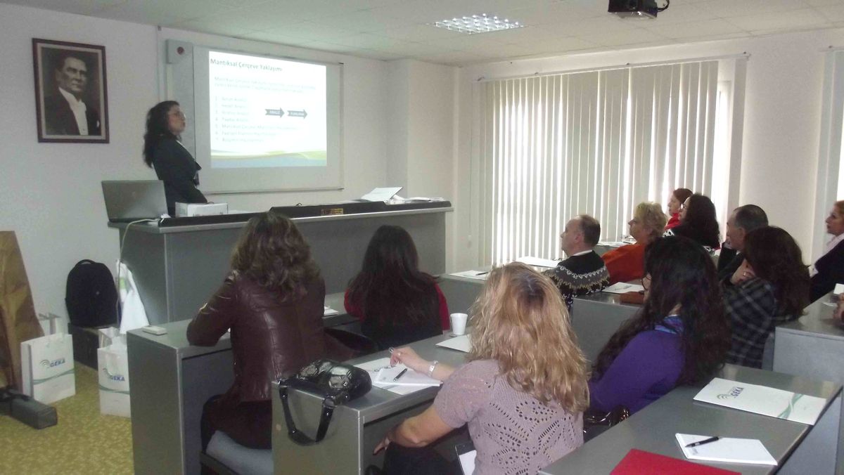 Kuşadası Ticaret Odası\'ndan "Proje Döngüsü Yönetimi" Eğitimi