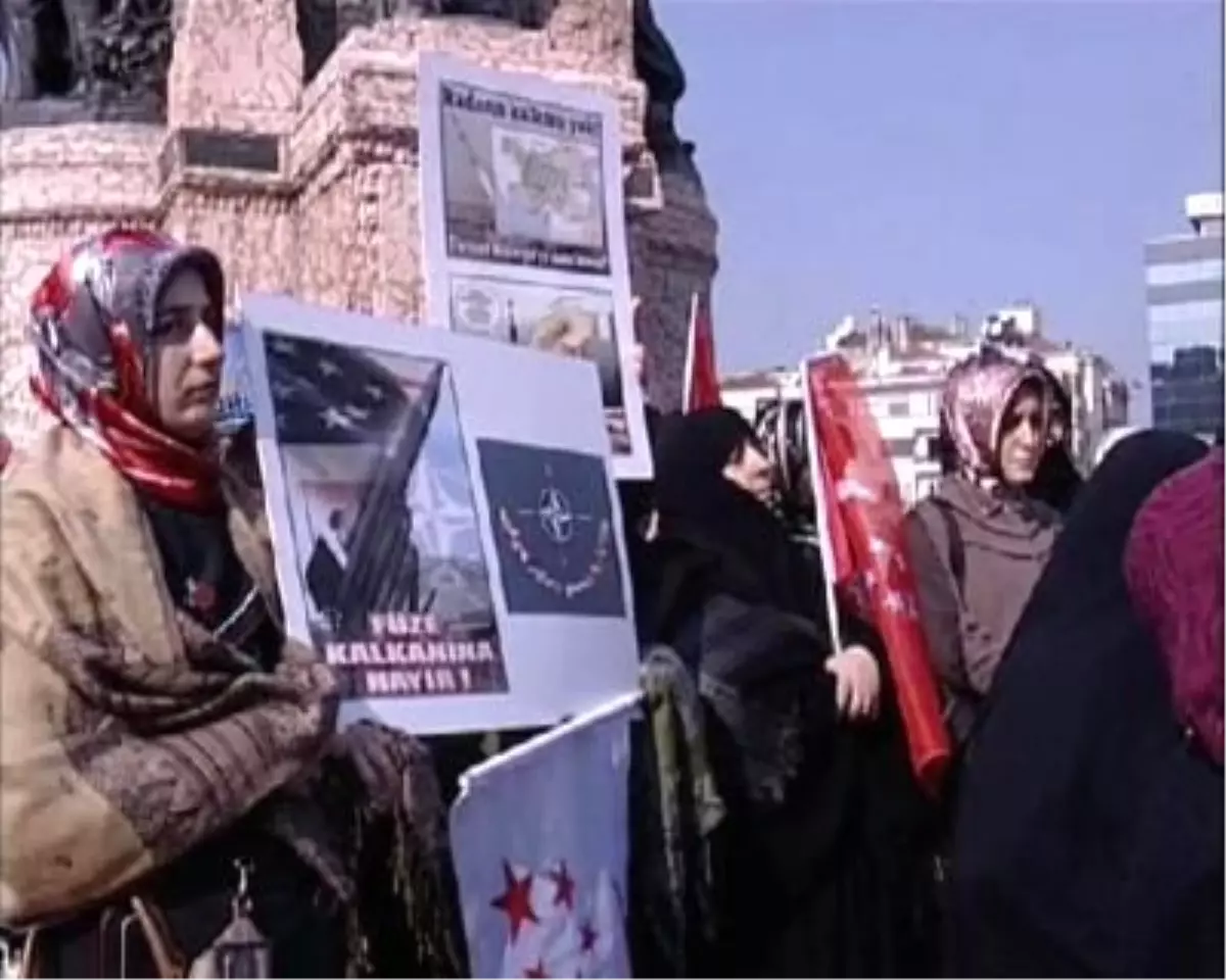 Saadet Partili Kadınlardan NATO Protestosu