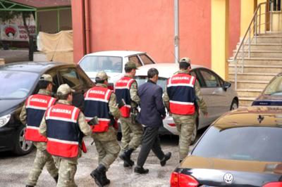 Silah Kaçakçılığına 2 Tutuklama