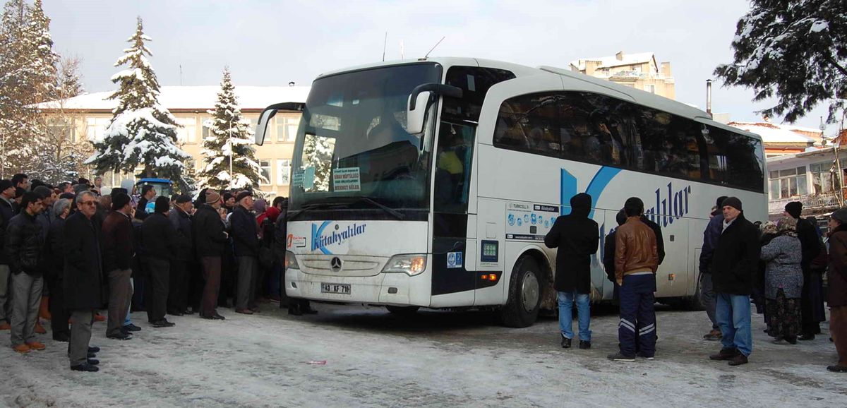 Umre Kafilesi Kutsal Topraklara Dualarla Uğurlandı