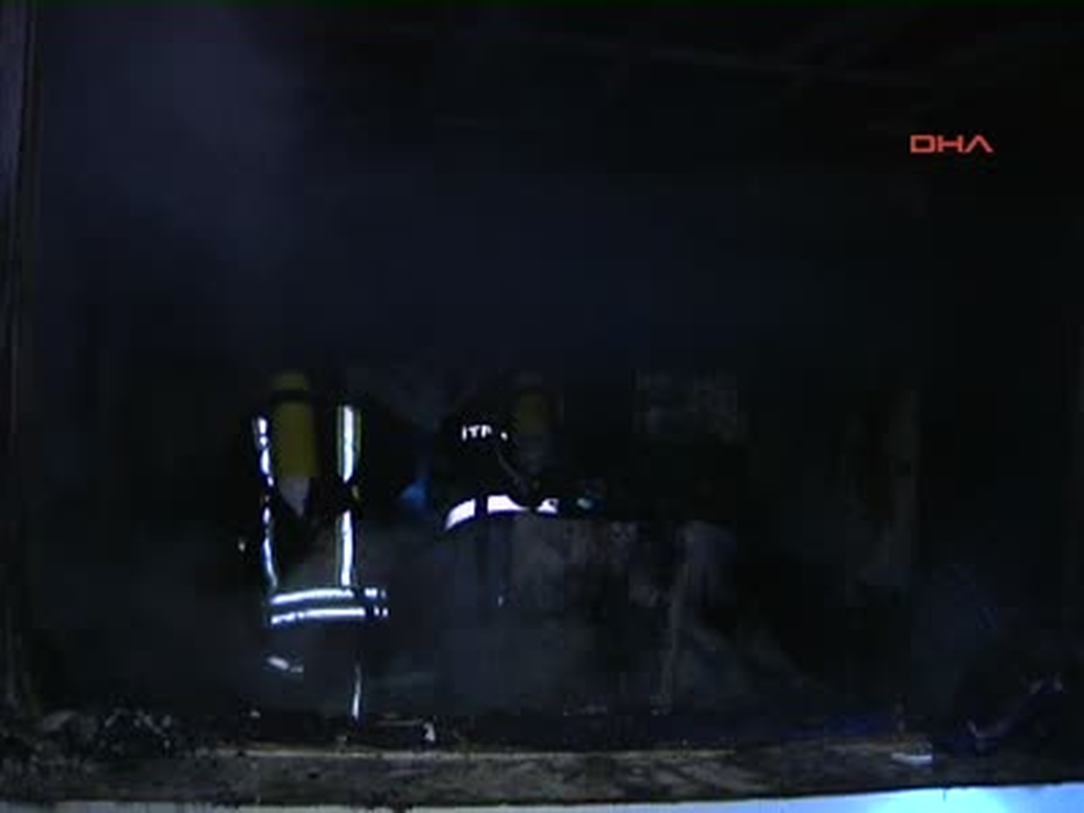 Villada Çıkan Yangın Korkuttu