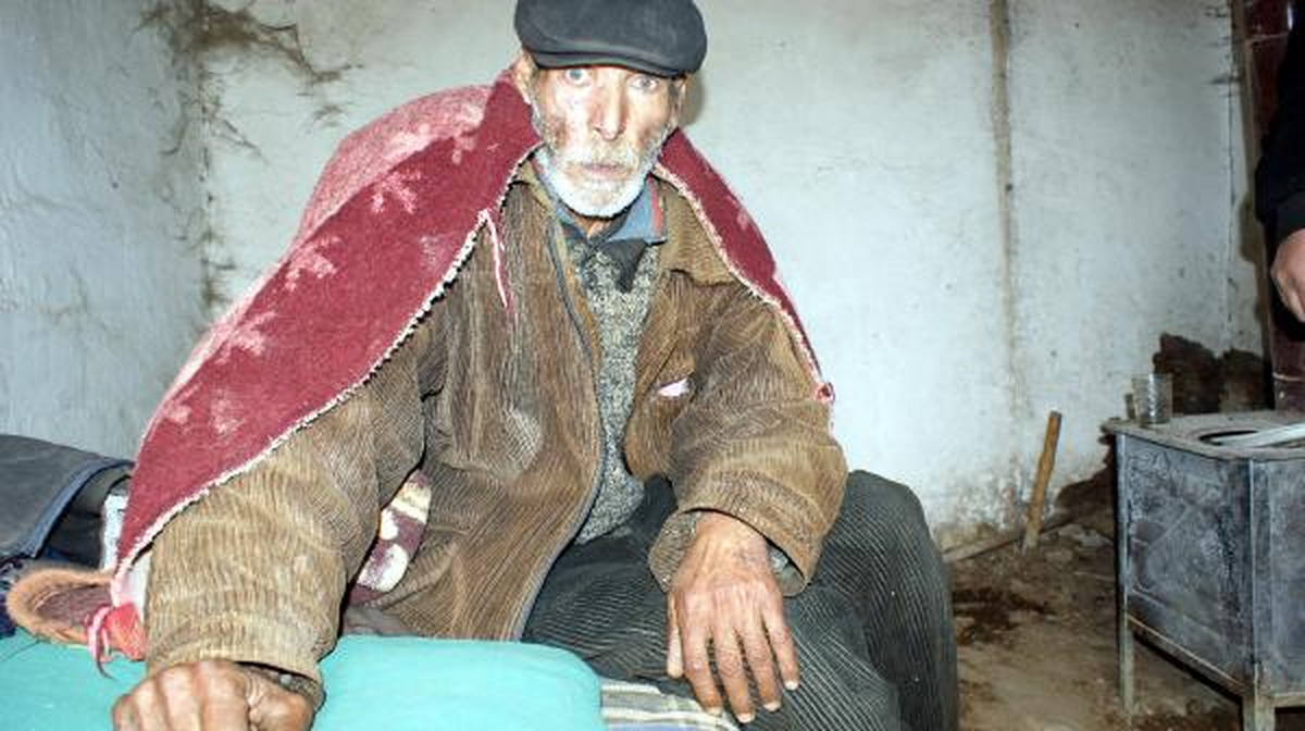 68 Yıldır Kimliksiz Yaşıyor, Soyadı Bile Yok
