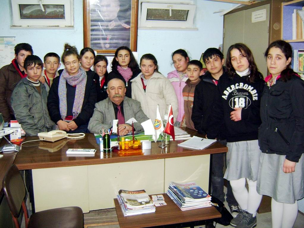 Balyalı Gençlerden Anlamlı Ziyaret