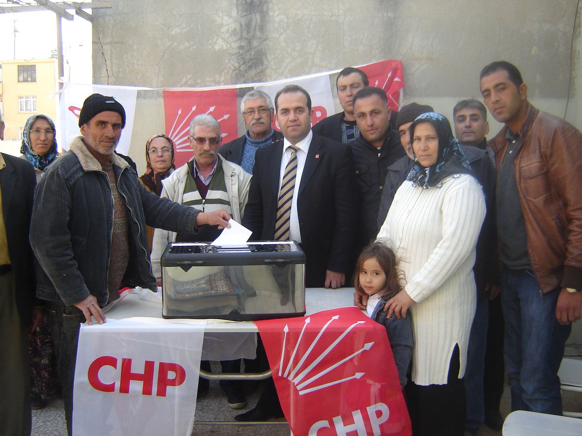 CHP\'de \'Delege\' Seçimleri Sürüyor