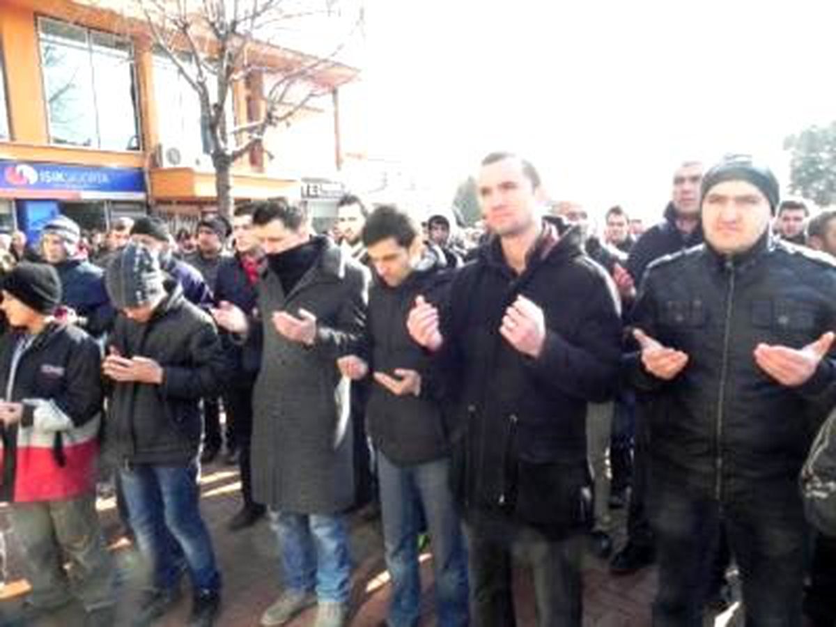 Cinayeti Böyle Protesto Ettiler
