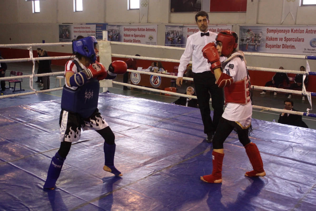 Muay Thai Karadeniz Bölge Şampiyonası Safranbolu\'da Yapıldı