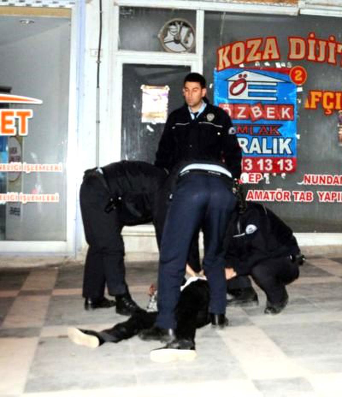 Şanlıurfa\'da \'Yan Baktın\' Kavgası; 1 Yaralı