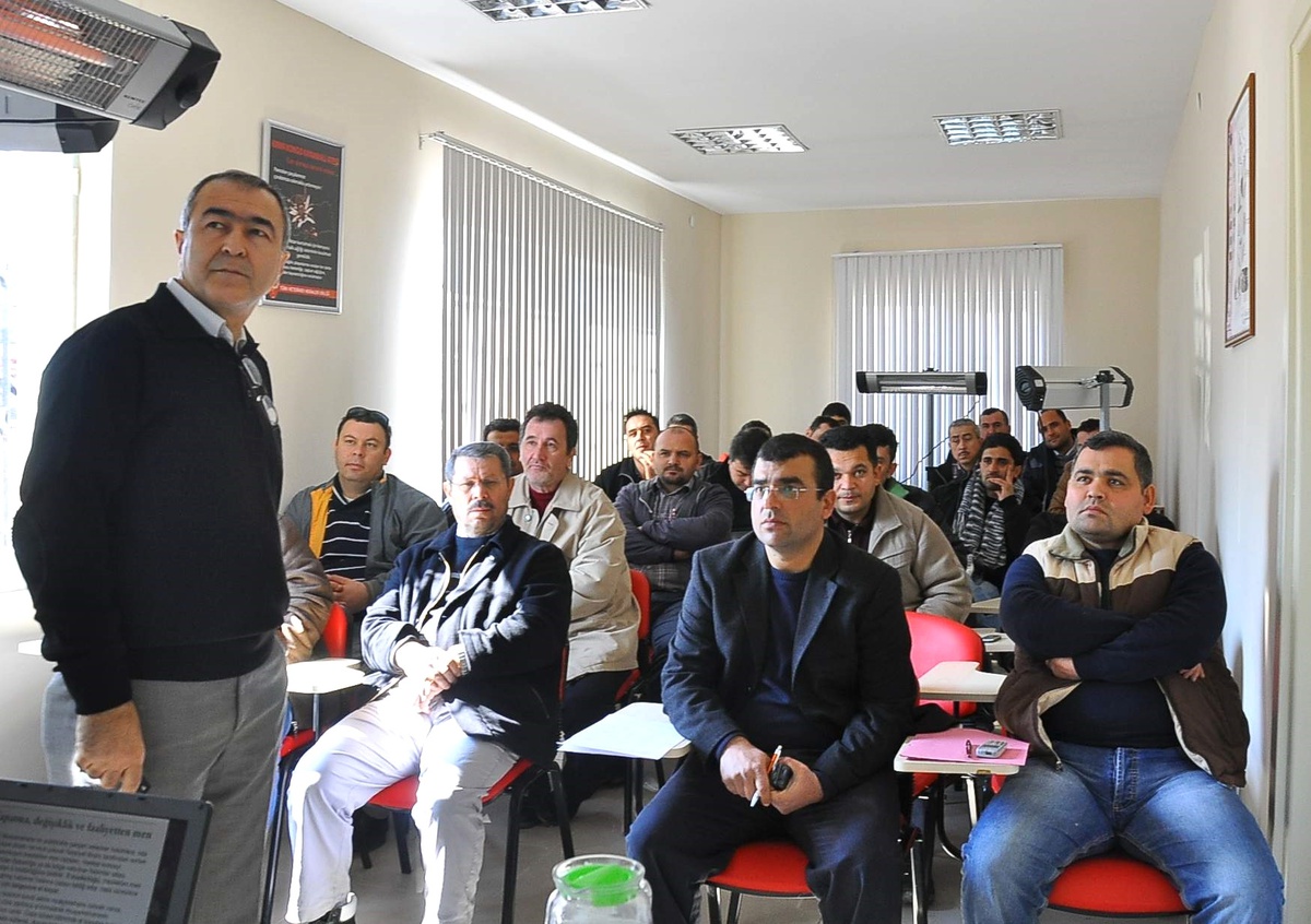 Veteriner Hekimler Odası Eğitim Seminerlerine Devam Ediyor