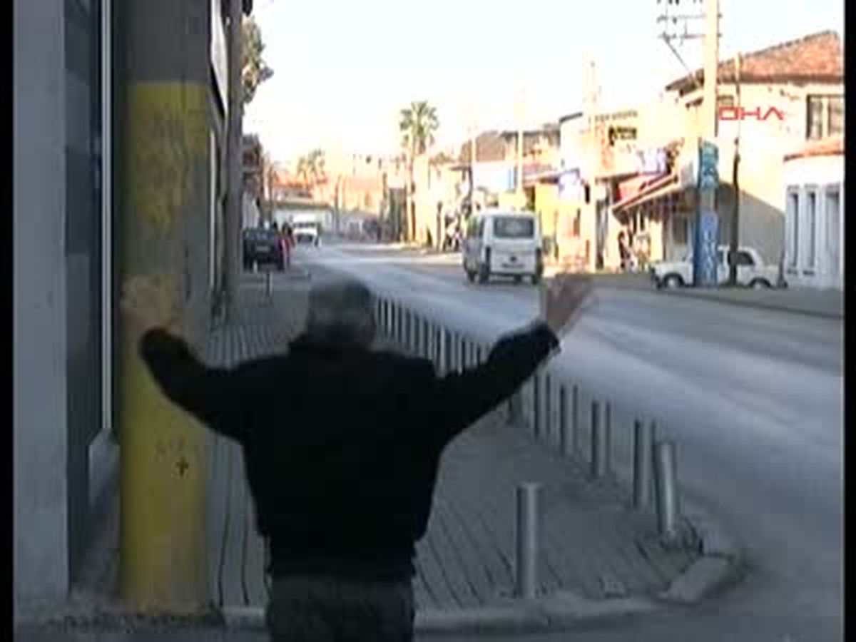 İzmir\'de Deprem