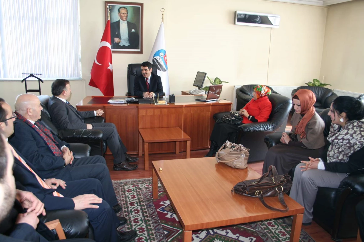 AK Parti Ankara Sosyal İşler Başkanlığı\'ndan Başkan Bozkuş\'a Ziyaret