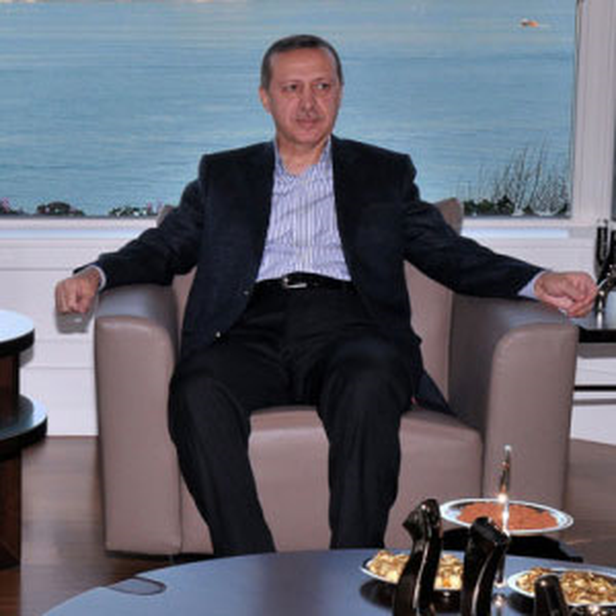 Başbakan Erdoğan Tarabya Köşkü\'nde