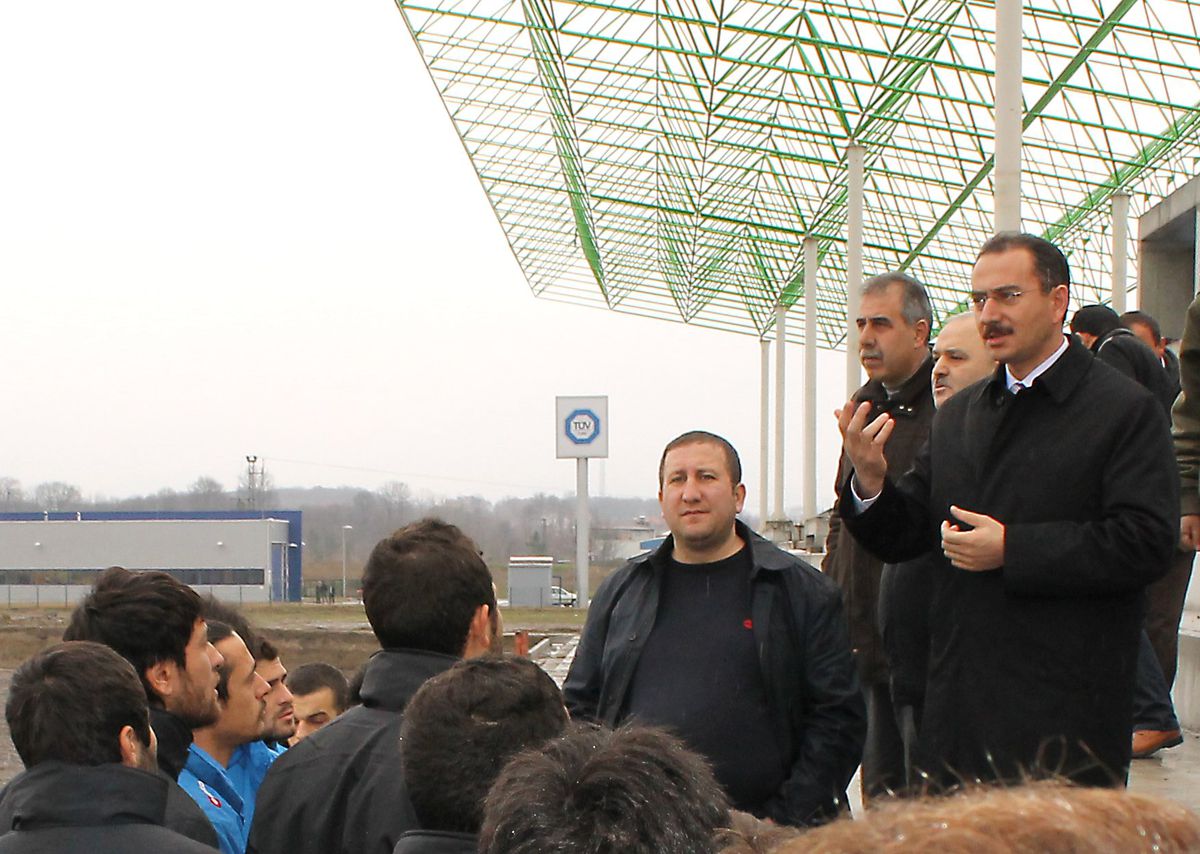 Başkan Dündar, Yeni Stadyumu Tanıttı