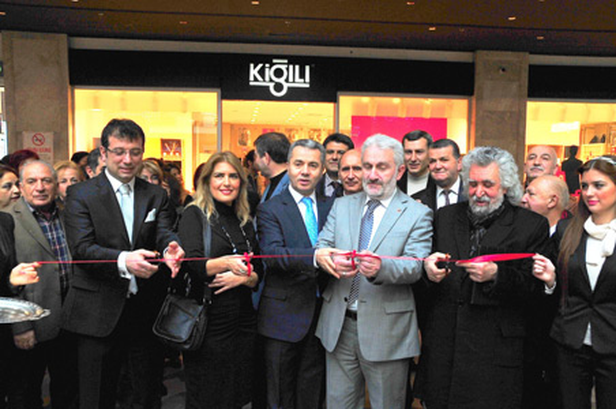 Başkan Uzun Kadın ve Doğa Sergisi\'nde!