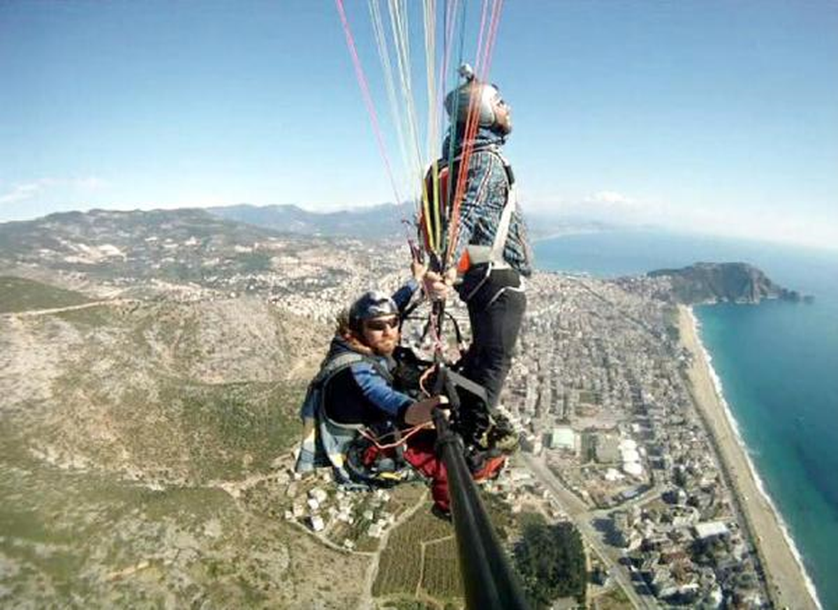 Çılgın Paraşütçü Alanya\'da Nefes Kesti