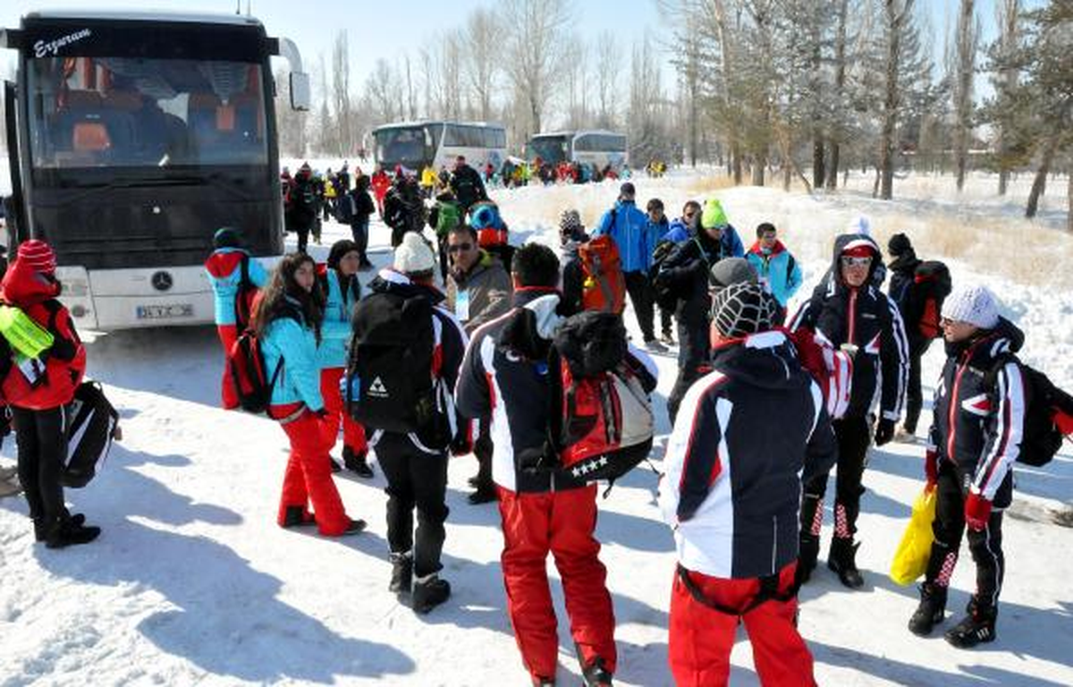 Dünya Gençler Kayak Şampiyonası\'na Kötü Başladık
