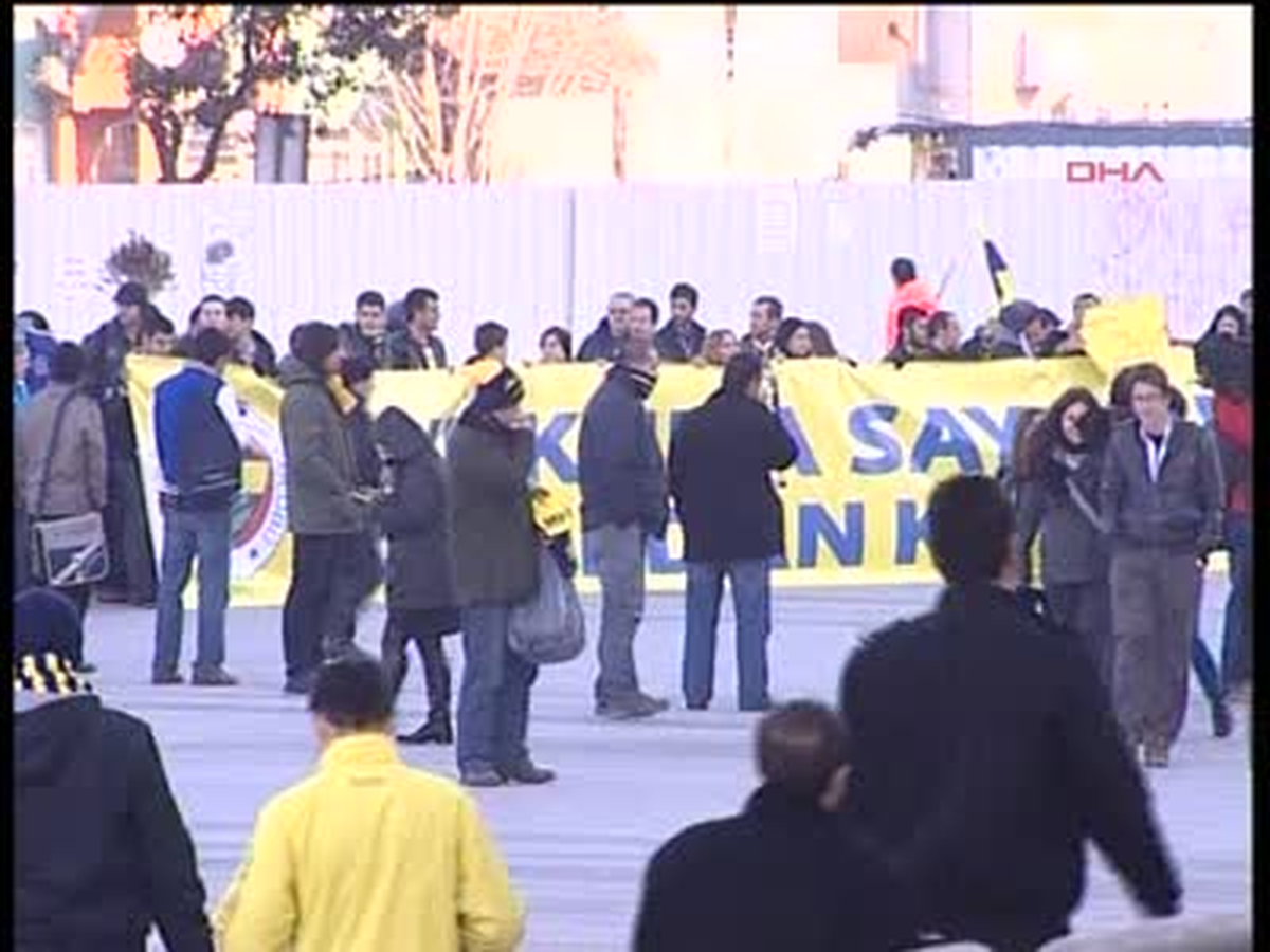 Fenerbahçeli Taraftarlar Çağlayan\'da