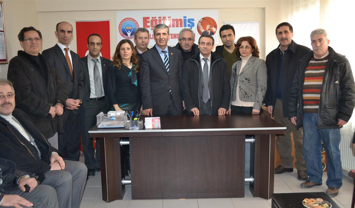 Gemlik\'te Eğitim- İş Sendikası Açıldı