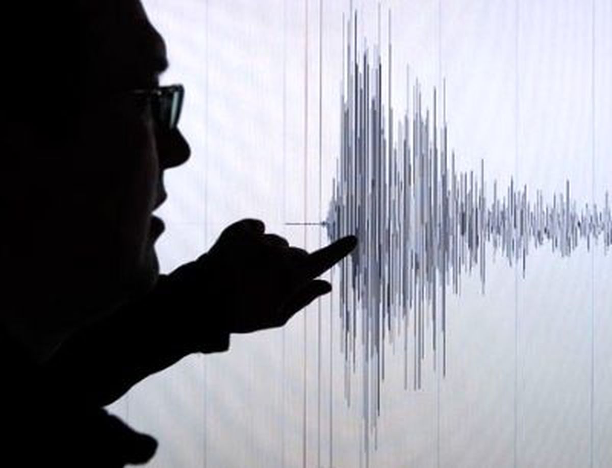 İzmir\'de 4,4 Büyüklüğünde Deprem