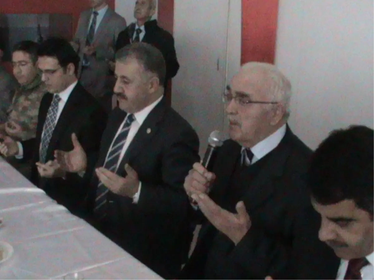 Kağızman\'da Köylüleri Kaymakam Barıştırdı