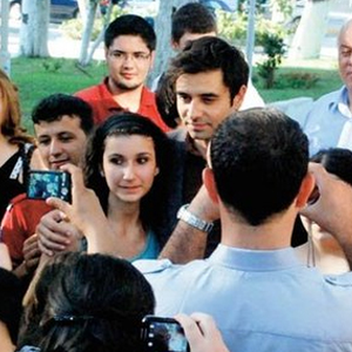 Kars\'tan Geldiler!