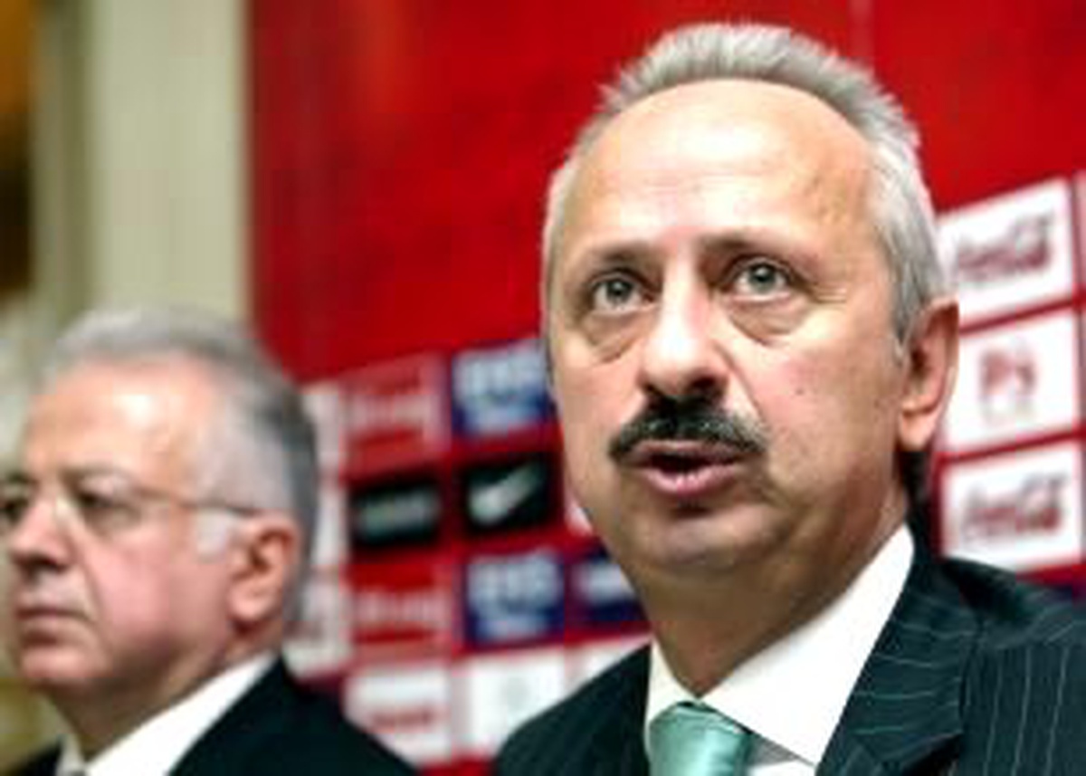 Haluk Ulusoy \'Aday\' Olmuyor!
