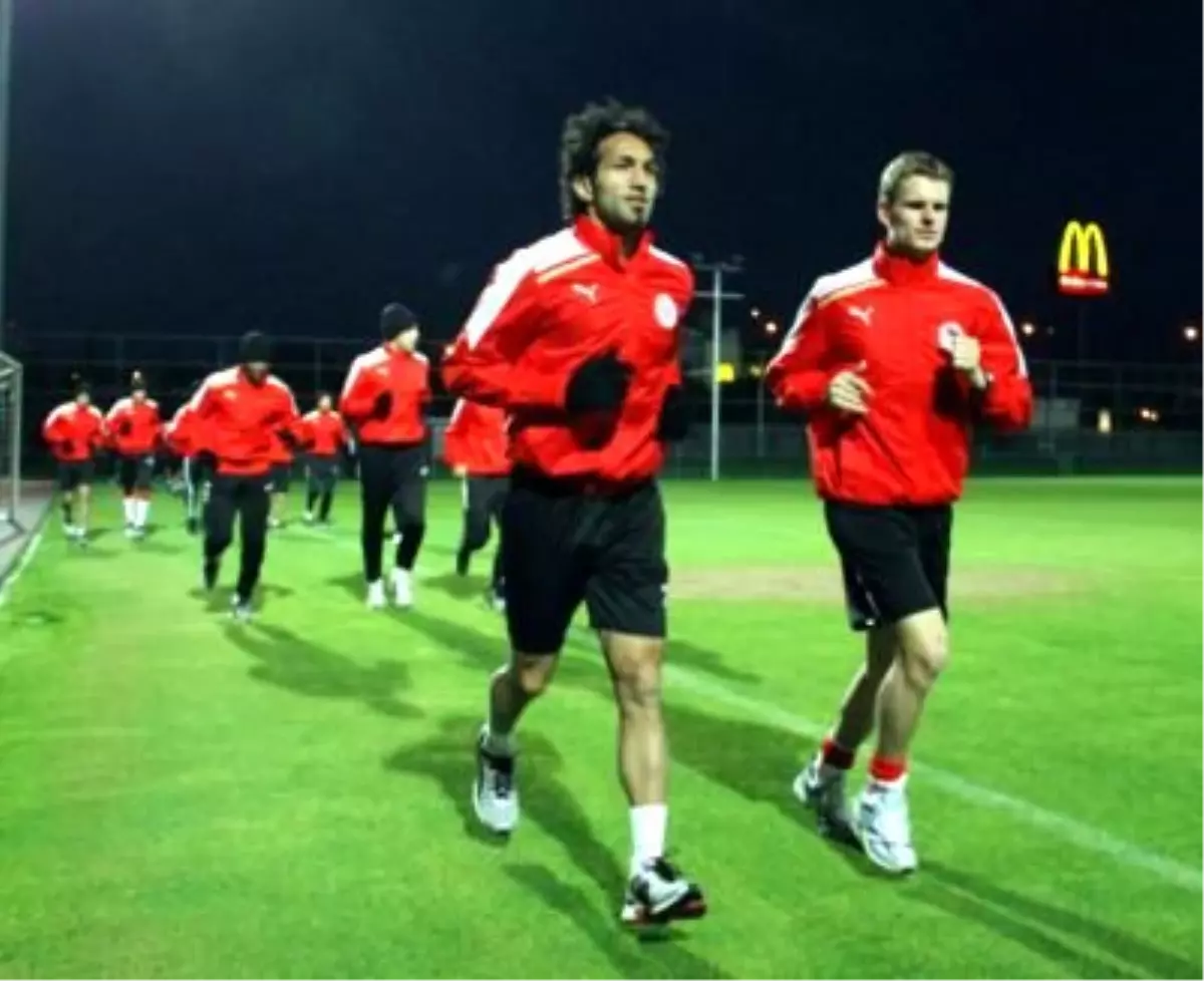 Medical Park Antalyaspor, İstanbul Büyükşehir Belediyespor Maçı Hazırlıklarına Başladı