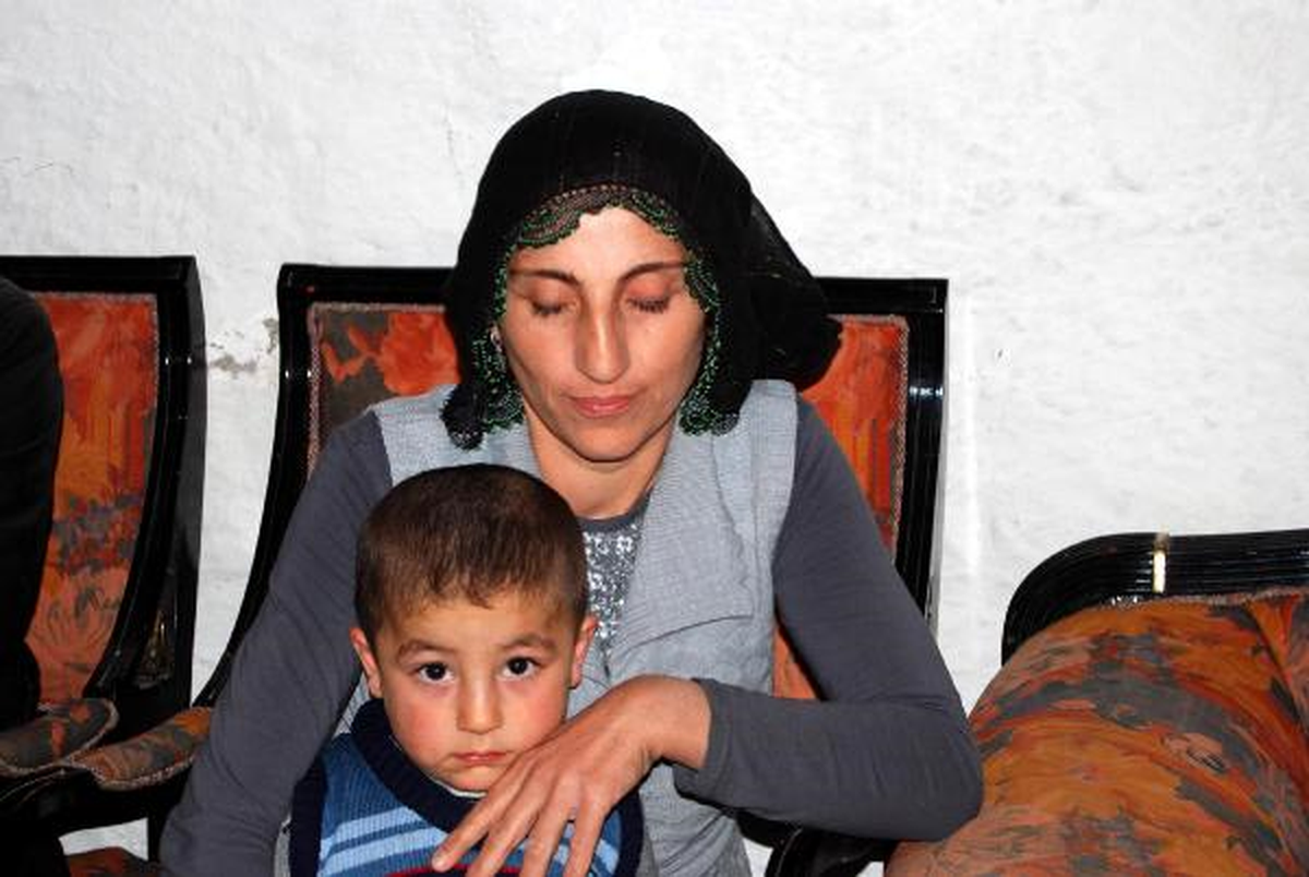 Oğlunu Tedaviye Götürdüğü Hastanede, Bir Gözünden Oldu